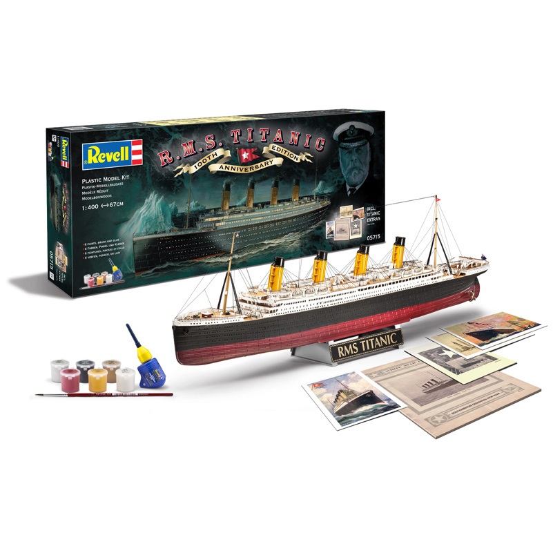 Revell Gift-Set 100 Years R.M.S. Titanic Modello di nave passeggeri Kit di montaggio 1:400 - Edizione Speciale Grigia