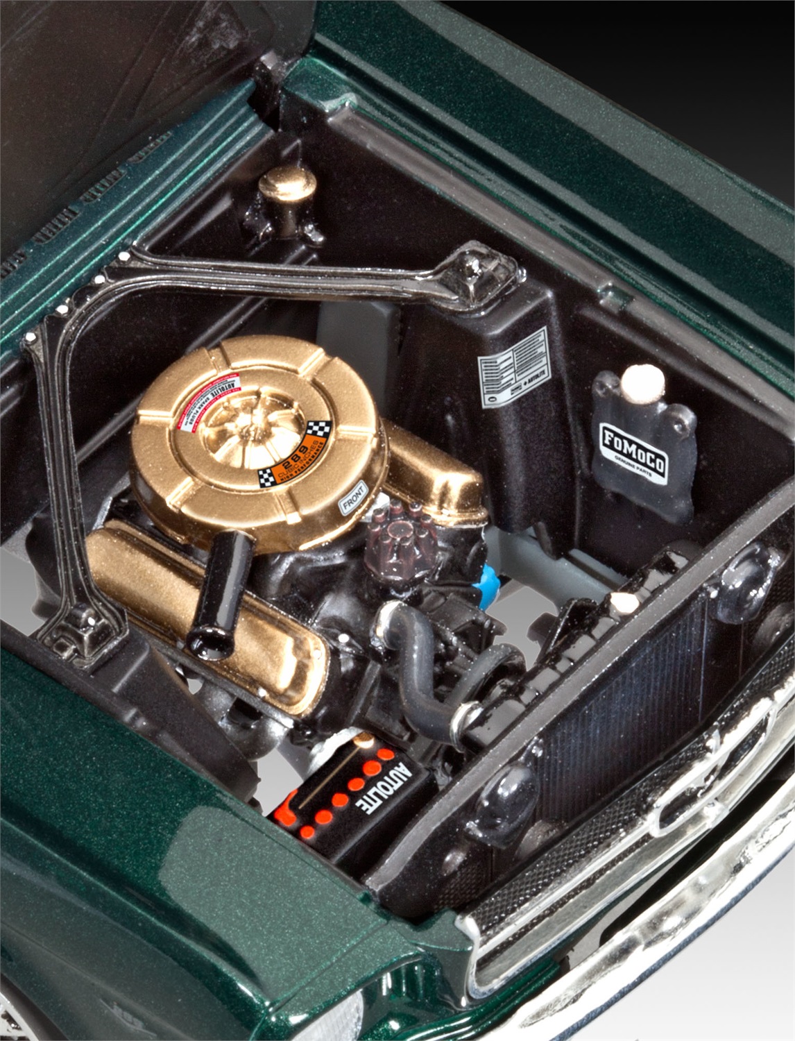 Revell 1965 Ford Mustang 2 2 Fastback Kit di Modello in Plastica Scala 1:24 con Motore Dettagliato e Cappuccio Mobile