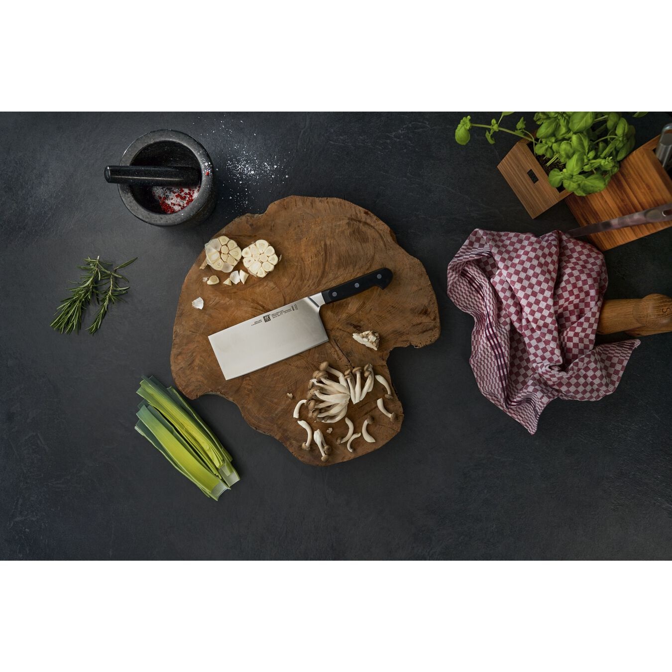 ZWILLING Pro Mannaia Cinese in Acciaio Inossidabile, 18 cm - Lama FRIODUR e Manico Tradizionale