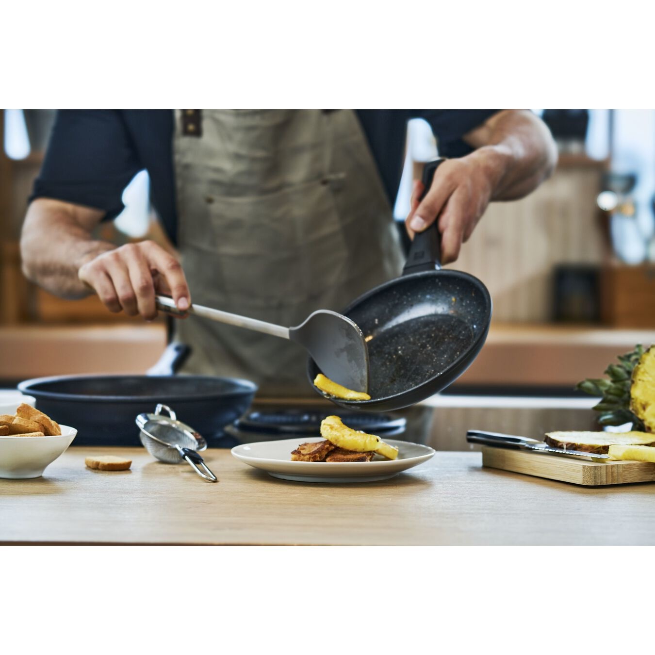 ZWILLING Pro Spatola da Wok in Silicone e Acciaio Inossidabile, 37 cm