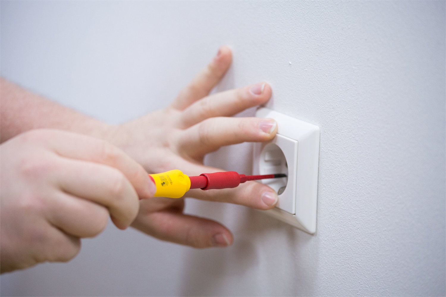 Wiha Set di Cacciaviti e Punte slimVario 41231 - 19 Pezzi con Custodia Pieghevole e SlimTechnology