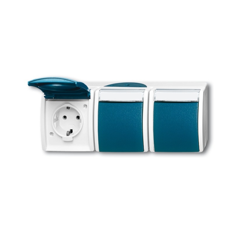 Busch-Jaeger EWN-53 - Presa Schuko tripla 2300/3, multicolore, design flessibile e lunga durata