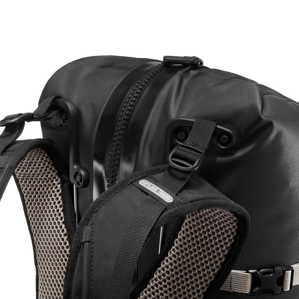 Ortlieb Atrack 45L Zaino Impermeabile Nero - Si apre come una borsa da viaggio per avventure outdoor