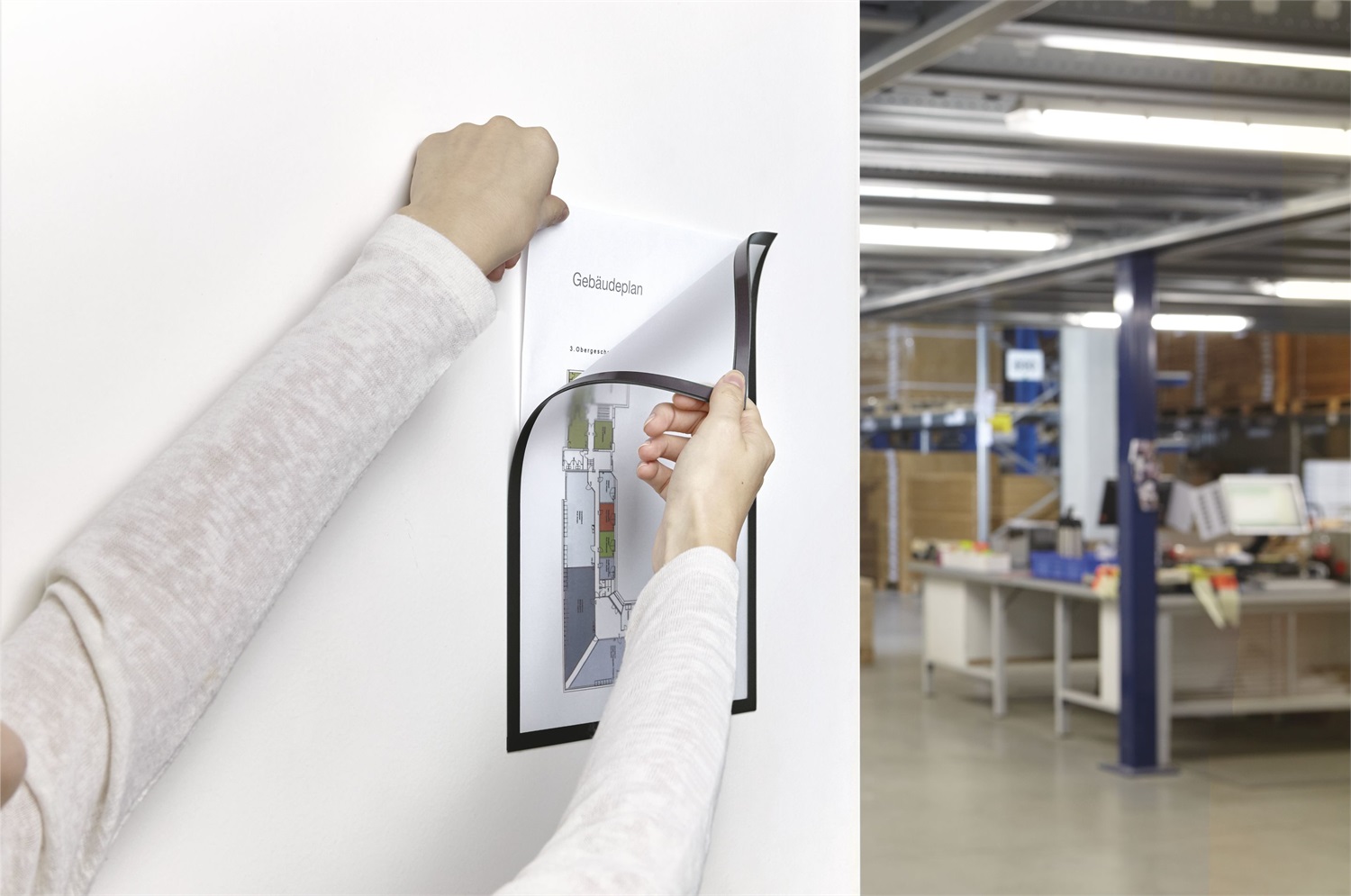 Magnetoplan 1130312 Cornice Magnetica Magnetofix A4 Nero - 5 Pezzi, Utilizzabile Verticale e Orizzontale, Facile Sostituzione