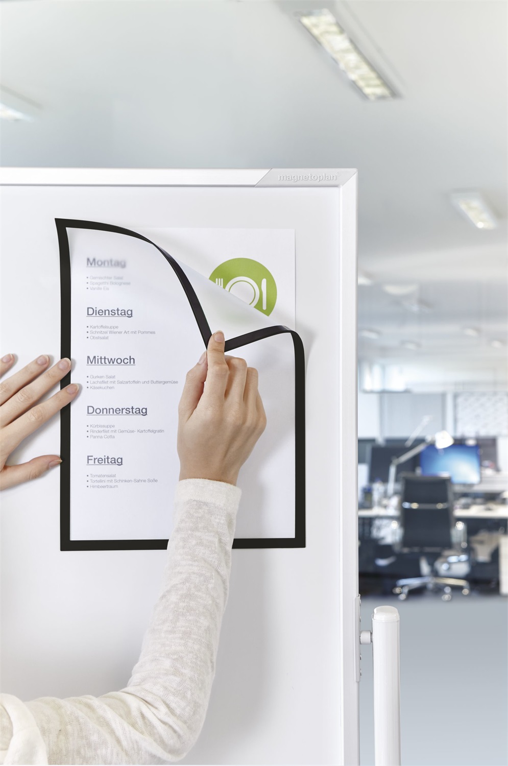 Magnetoplan 1130312 Cornice Magnetica Magnetofix A4 Nero - 5 Pezzi, Utilizzabile Verticale e Orizzontale, Facile Sostituzione