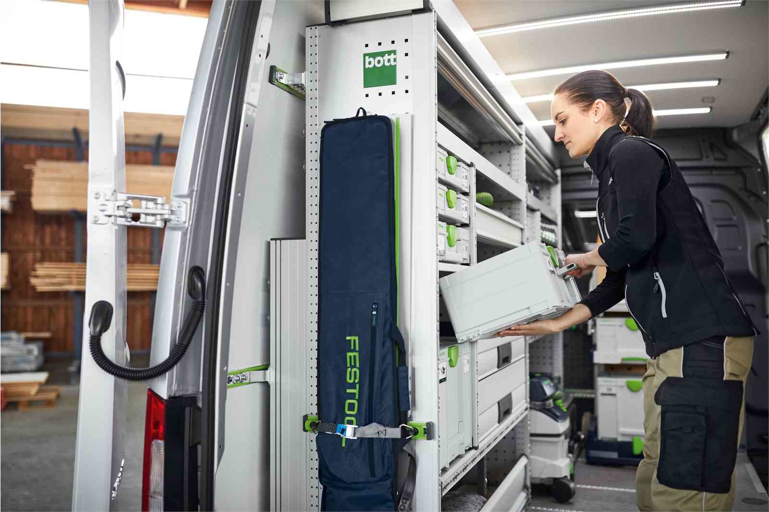 Festool Systainer SYS3 M 112 - Valigetta Portautensili Verde e Bianco con Maniglia Aggiuntiva