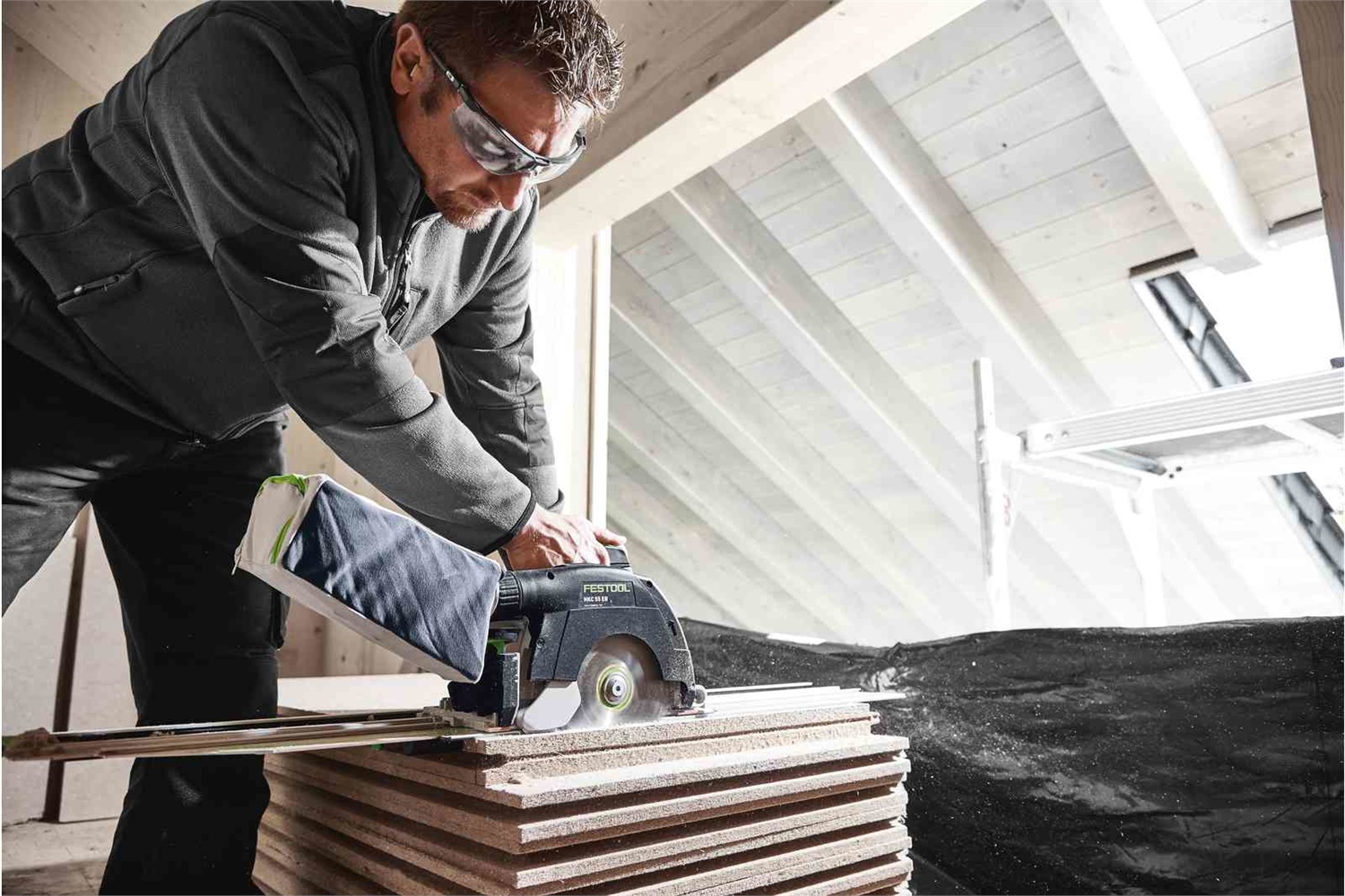 Festool HKC 55 EB-Basic - Sega circolare a batteria 18V con motore EC-TEC senza carboncini