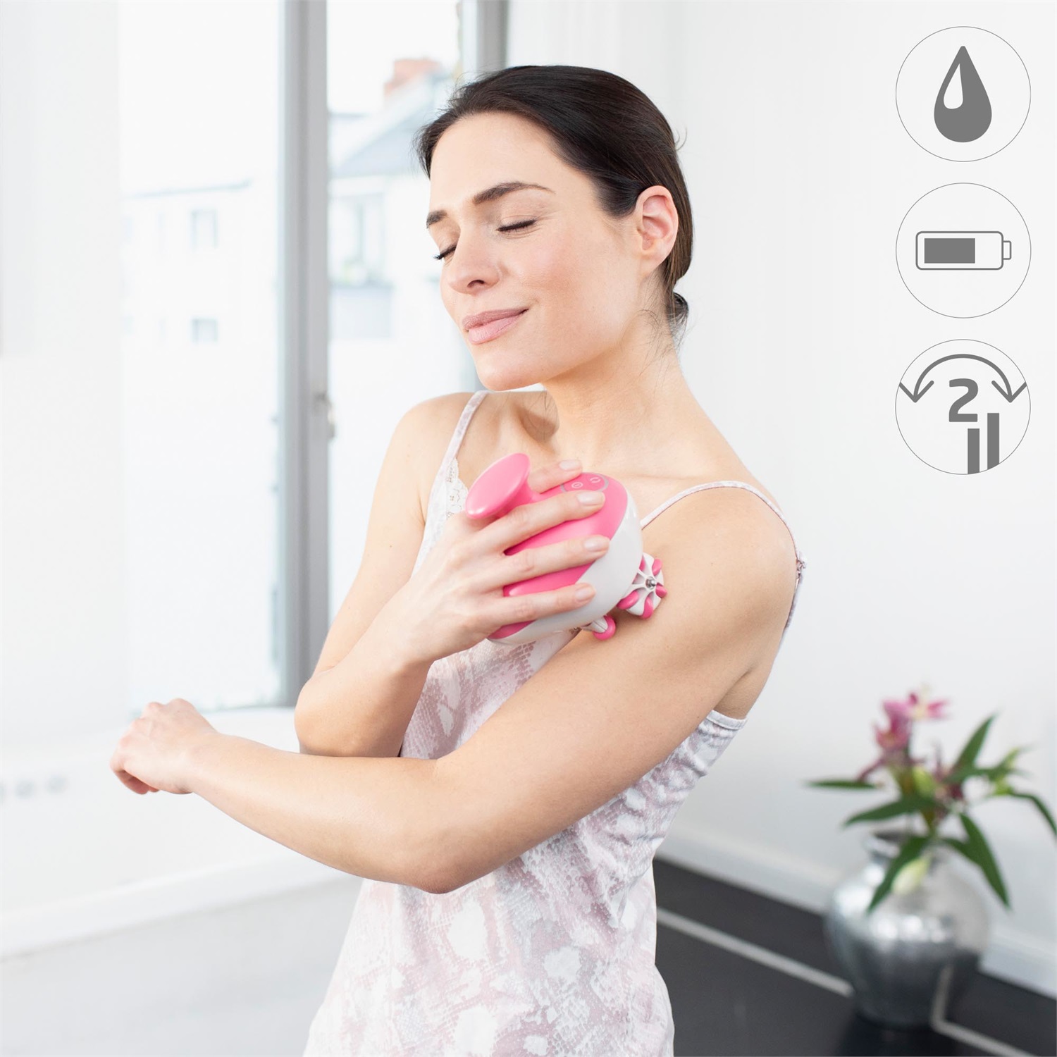 Medisana AC 900 Massaggiatore Anticellulite Senza Filo con 3 Rulli Rotanti e 2 Intensità di Massaggio, Batteria Ricaricabile per una Pelle più Soda