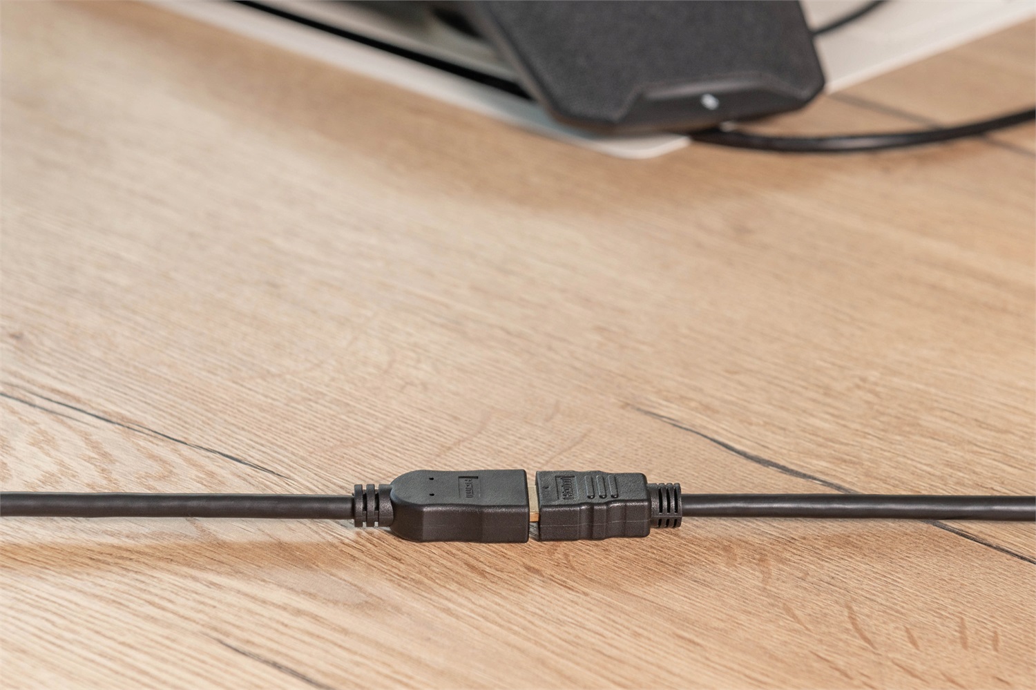 Digitus Cavo HDMI ad Alta Velocità con Ethernet, 5 m, HDMI Tipo A, Risoluzione 3840 x 2160 Pixel, Compatibilità 3D e UHD 4K