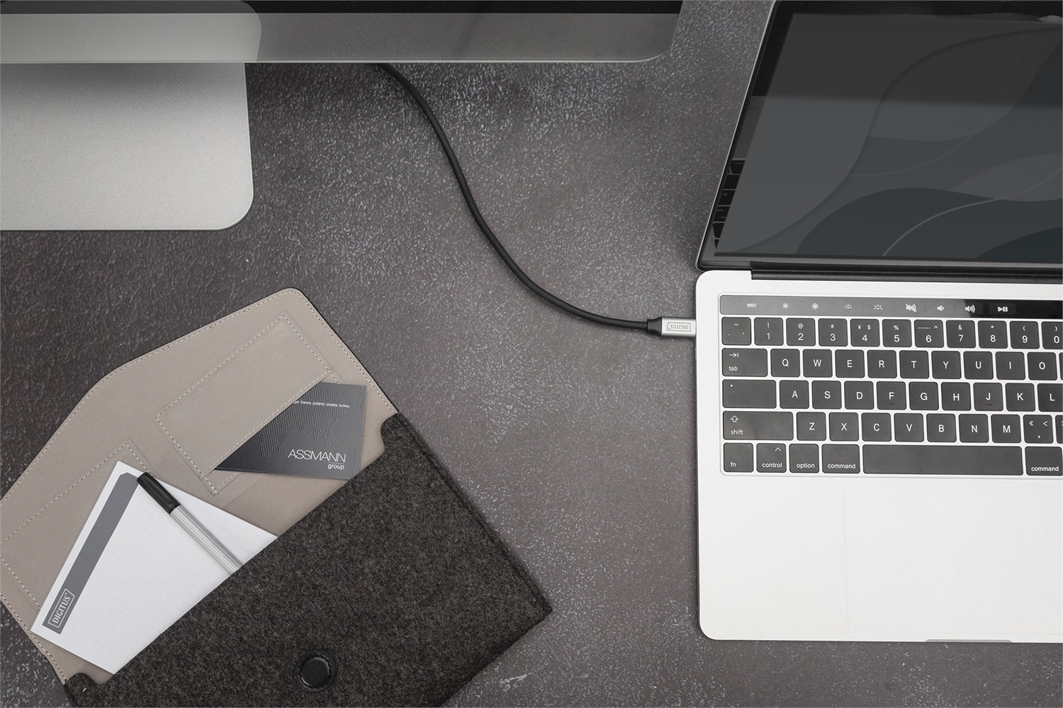 Digitus Cavo di collegamento USB-C 3.0 Gen1 - Tipo-C a Tipo-C, 1m, 5 Gbps, 60W Power Delivery, Retrocompatibile Thunderbolt 3, Nero