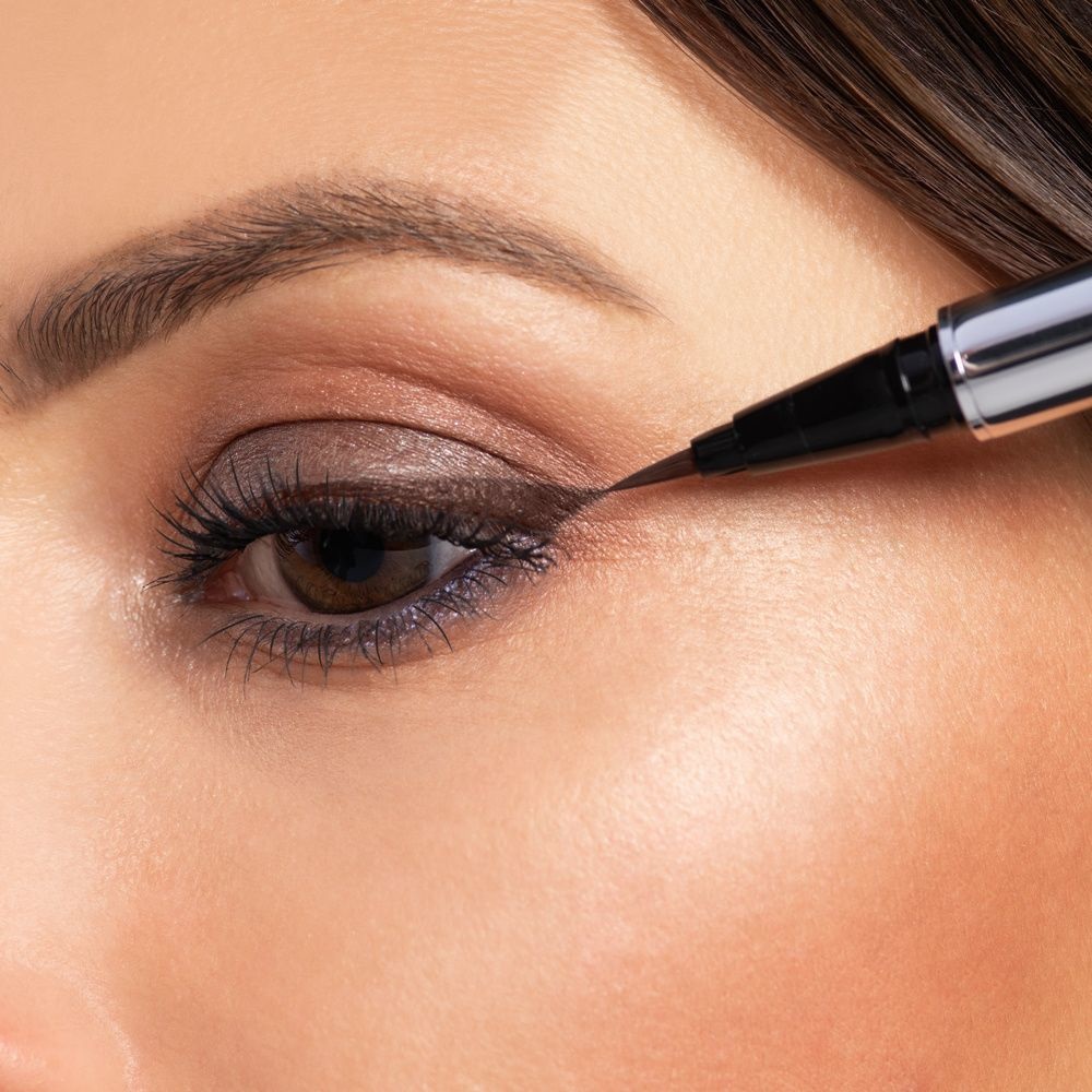 Artdeco High Precision Liquid Liner 03 Brown 0,55 ml - Eyeliner Liquido Senza Profumo con Effetto Drammatico