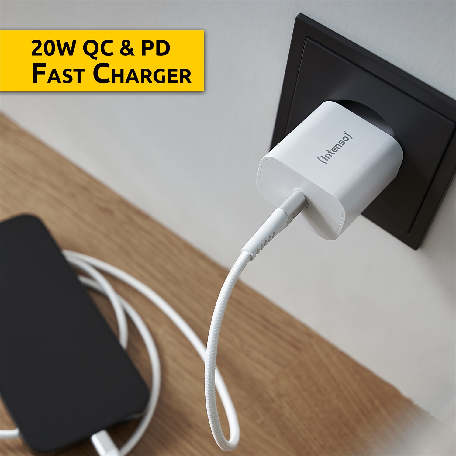 Intenso Alimentatore USB-C 20W Bianco - Ricarica Rapida Universale Interno