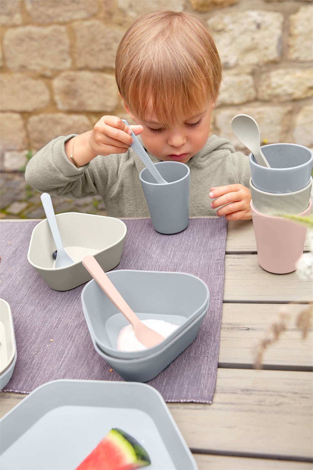 LÄSSIG Ciotola per bambini Geo in biocomposito - design geometrico elegante, senza melamina e BPA, lavabile in lavastoviglie