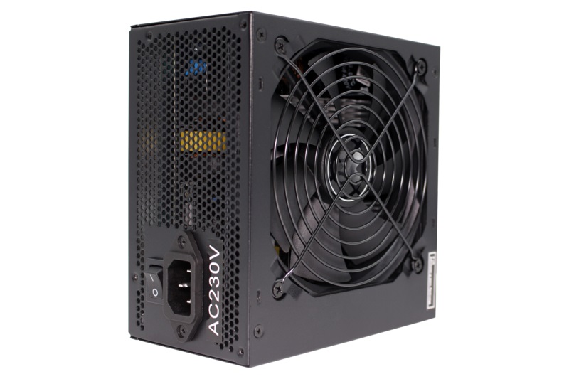 Xilence XP650R6.2 Alimentatore PC ATX 650W, Certificazione 80 , Non Modulare, 1x20 4PIN, 1xCPU 4 4PIN, 1xCPU 8PIN, 2xPCI-E 6 2PIN, 3xHDD, 5xSATA, Silent Fan 120mm, Nero