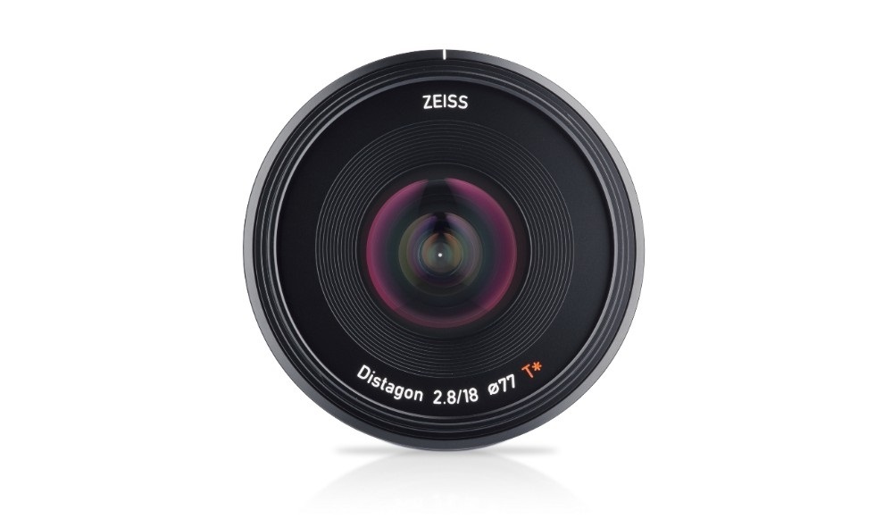 ZEISS Batis 2.8/18 Nero