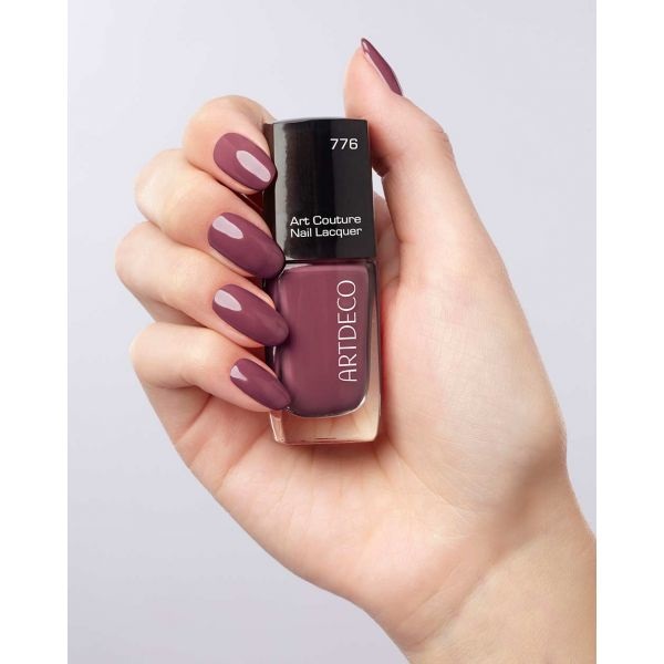 Artdeco Art Couture Nail Lacquer 776 Ossido Rosso 10 ml - Smalto per Unghie Maneggevole con Ottima Adesione