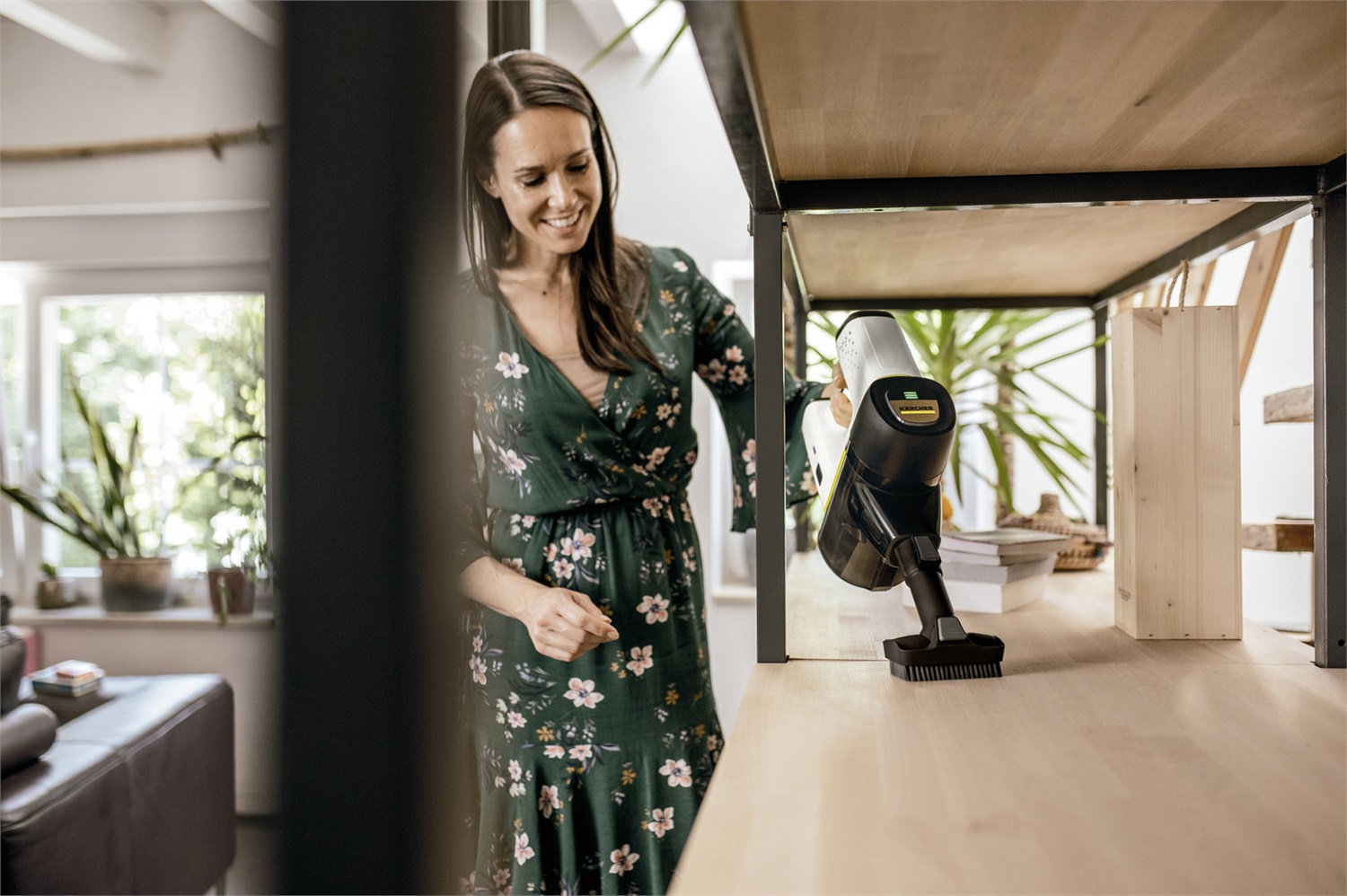 Kärcher VC 6 Aspirapolvere Senza Filo 2 in 1, Autonomia 50 Minuti, HEPA, Multiciclonico, Senza Sacchetto, Nero e Giallo