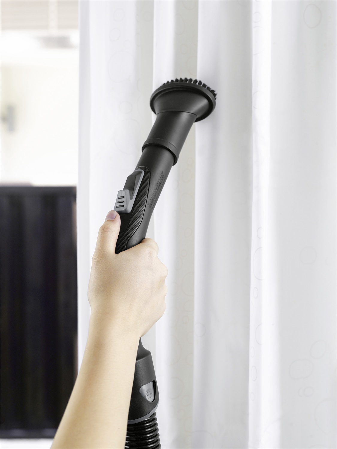 Kärcher Aspirapolvere VC 3 Multiciclonico 700 W, A cilindro, Secco, Senza sacchetto, Capacità 0,9 L, Filtro HEPA 13