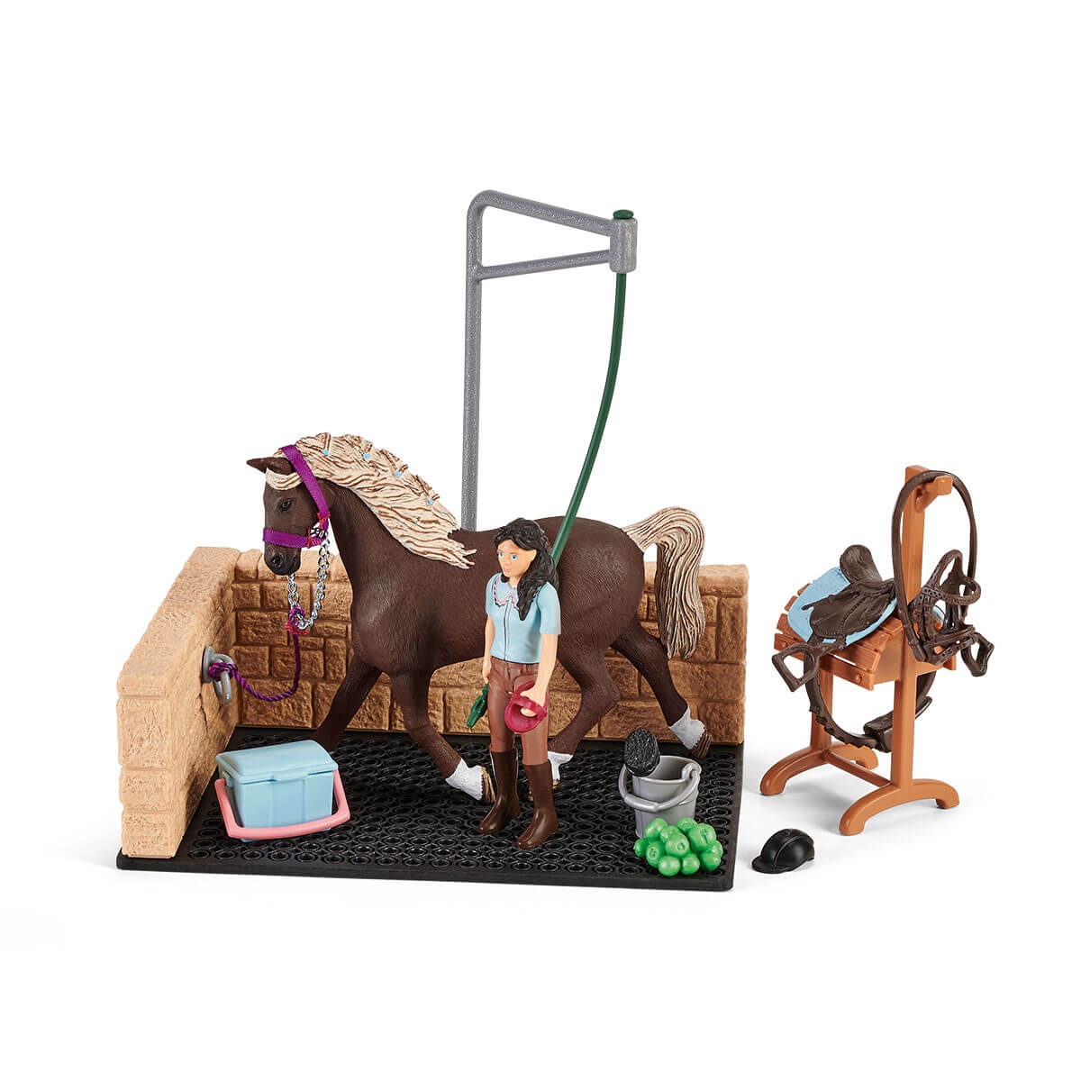 SCHLEICH Horse Club 42438 - Area di Lavaggio con Emily e Luna Playset, Colore Mix, 24.5 x 6.6 x 19 cm