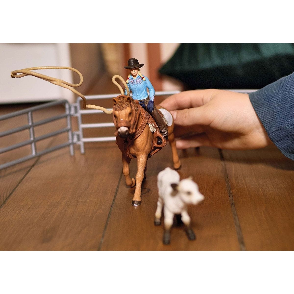 Schleich Cavallo da Rodeo con Cowgirl e Vitello - Gioco di Team Roping Realistico