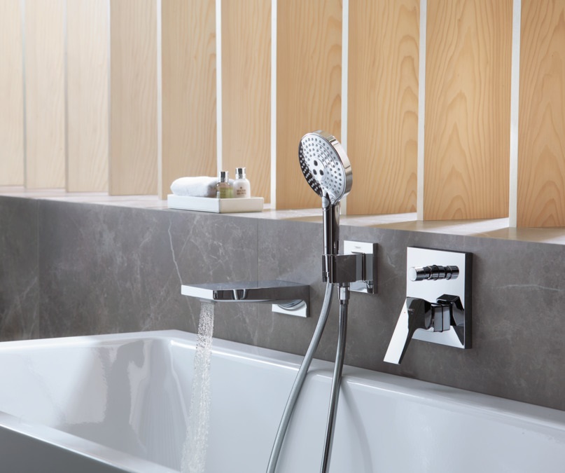 Hansgrohe Metropol Bocca Erogazione per Vasca a Parete - Cromo, 32542000, con Tecnologia AirPower e QuickClean