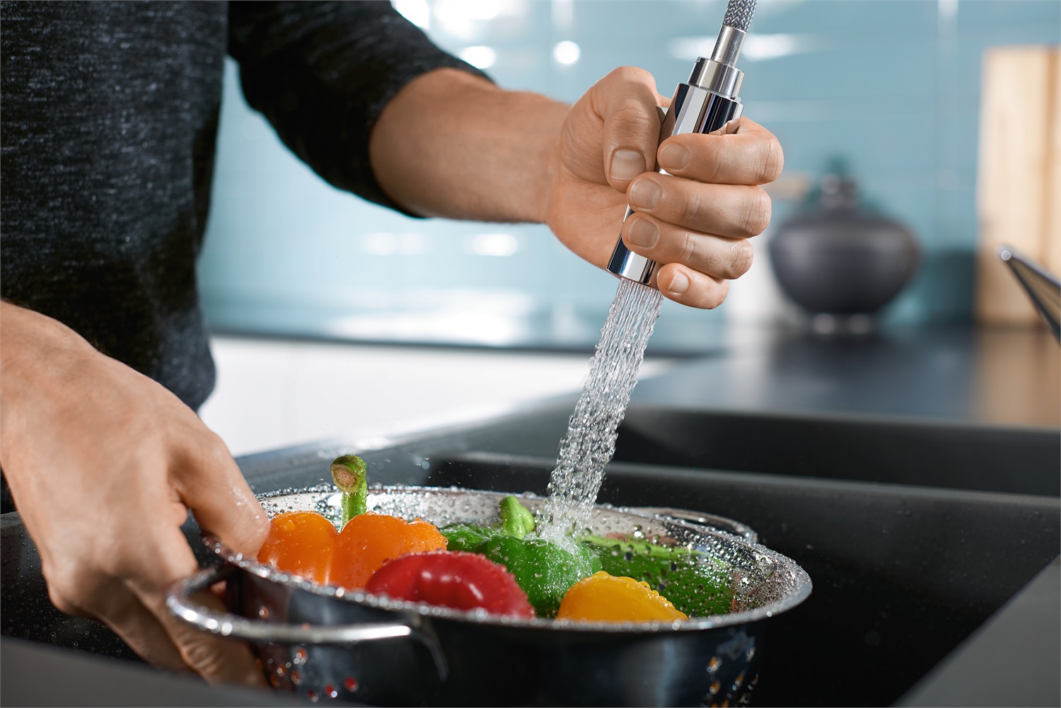 Hansgrohe Raindance Select S Doccetta 120 mm Oro Lucido con 3 Tipi di Getto e Tecnologia QuickClean