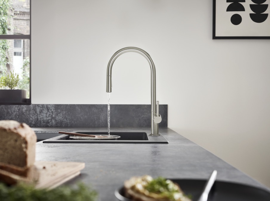 Hansgrohe Talis M54 Miscelatore da Cucina Monocomando in Acciaio Inox con Doccetta Estraibile e 2 Tipi di Getto