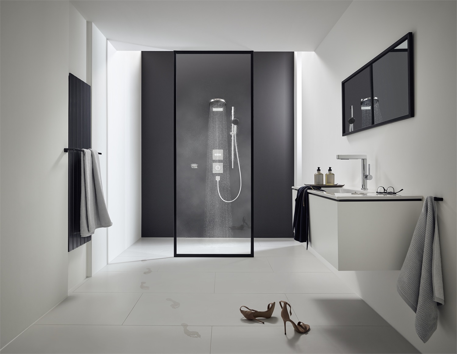 Hansgrohe Finoris Rubinetto per Lavabo Monocomando Cromo con Doccetta Estraibile e Funzione EcoSmart
