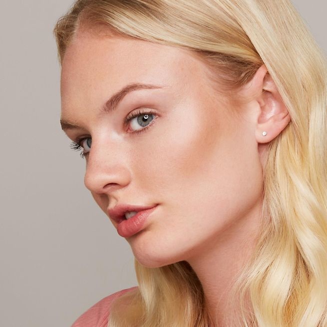 Essence Contouring Duo Palette 10 Lighter Skin - 7 g, Duo di Polveri per Contouring e Illuminazione, Vegan-Friendly