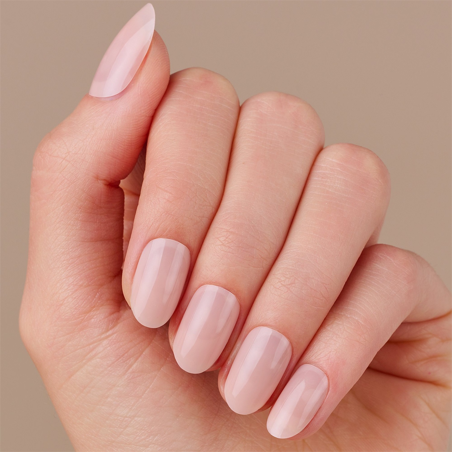 Catrice Nail Salon in a Box - Unghie Artificiali Nude a Mandorla, 24 pz, Facili da Applicare