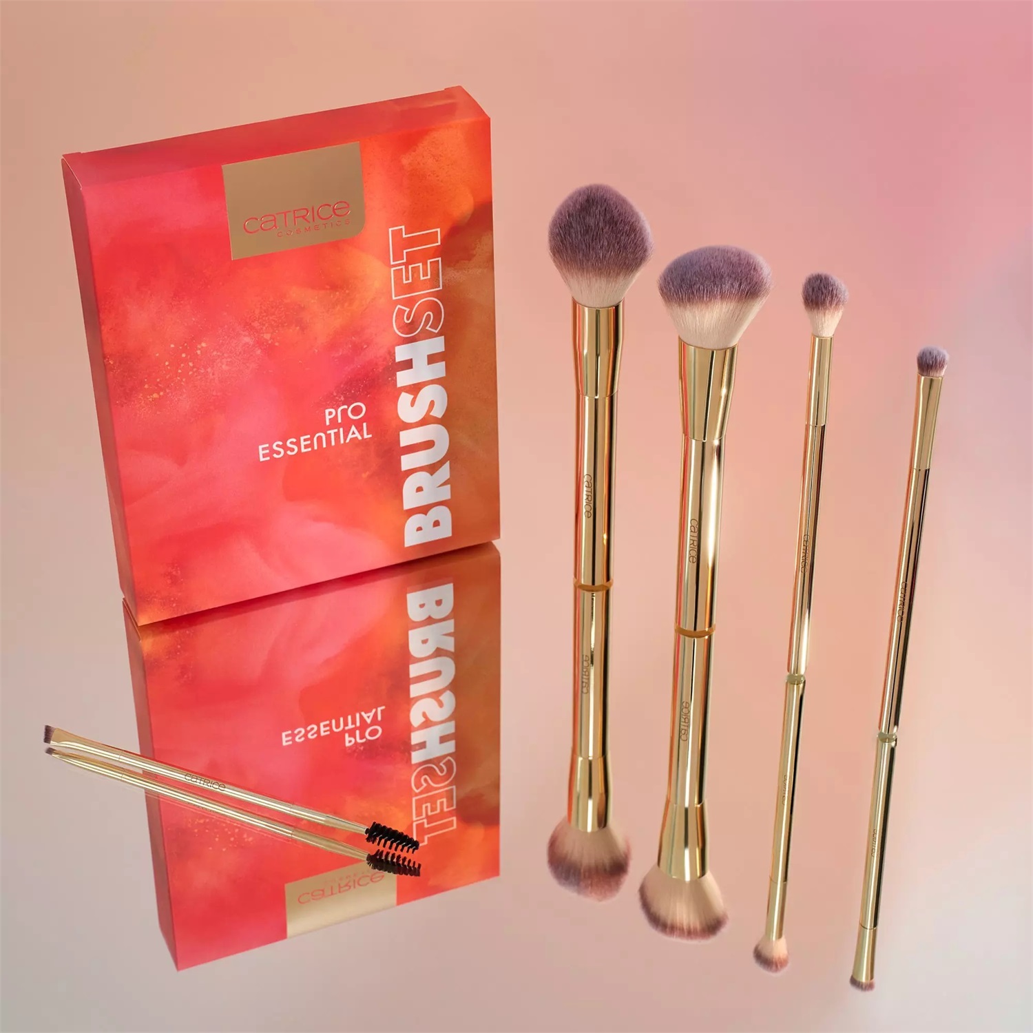 Catrice Pro Essential Brush Set - Set di 5 Pennelli con Setole Sintetiche Super Morbide, Design Elegante in Oro, Vegano e Privo di Nanoparticelle