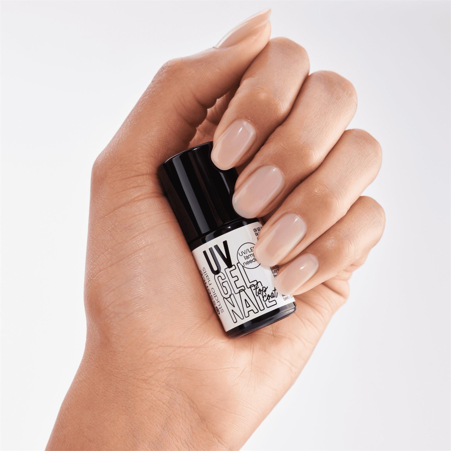 Essence Studio Nails Top Coat UV Gel 5 ml - Finitura Perfetta per Manicure