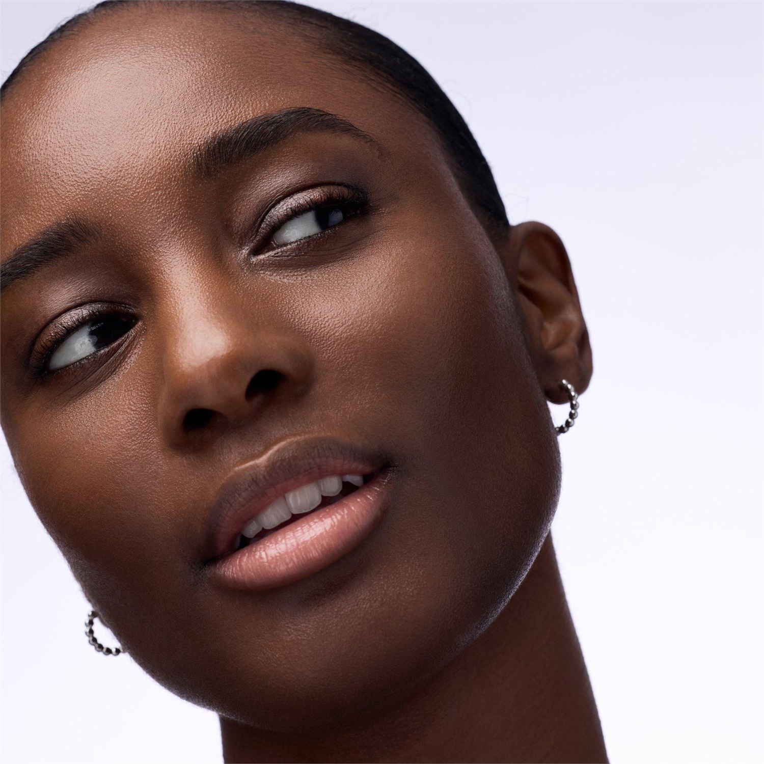 Catrice Instant Bright Serum Correttore 5 ml - Idratante, Lunga Durata, Finish Radioso con Acido Ialuronico e Niacinamidi