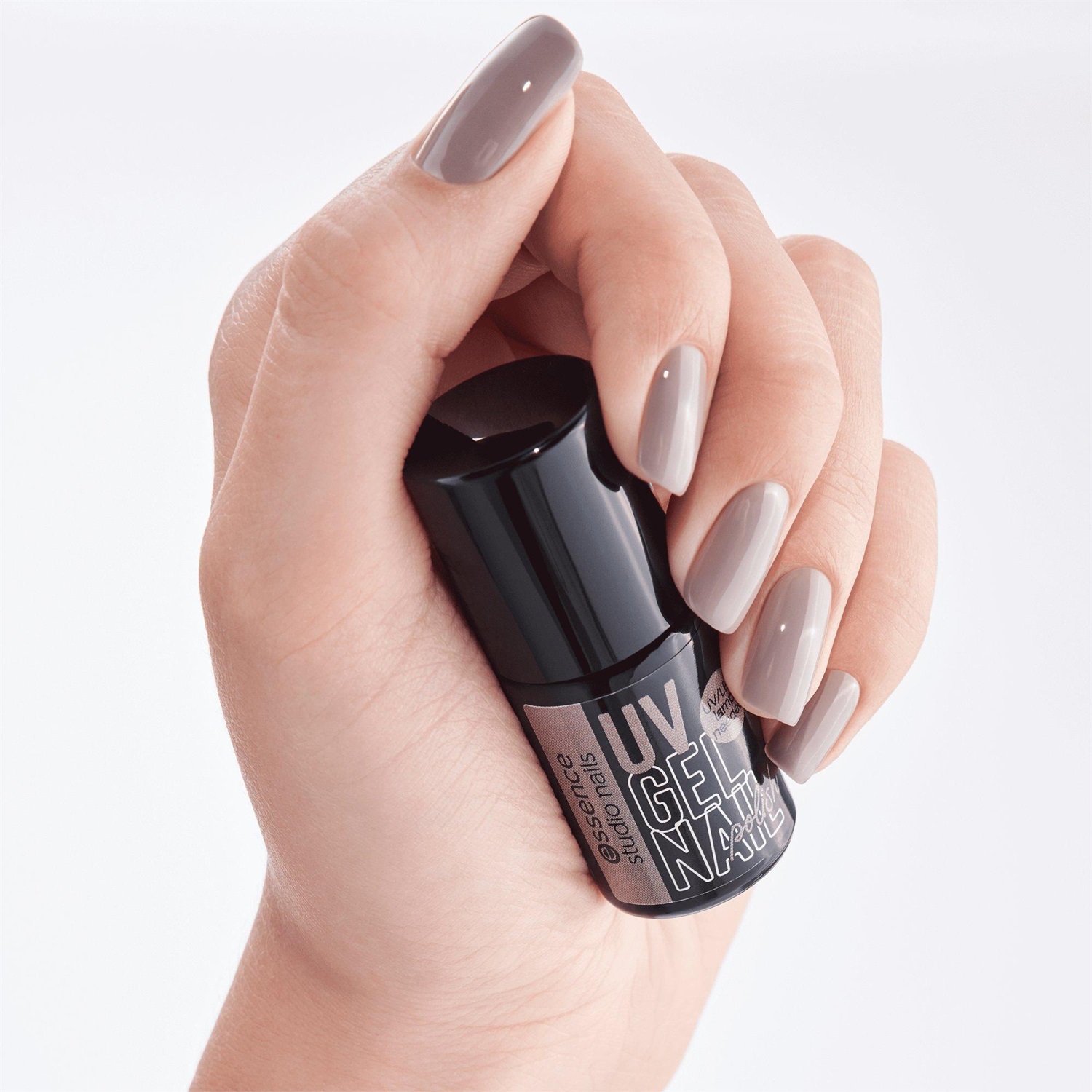 essence studio nails Smalto UV GEL NAIL 5 ml - Finitura gel a lunga durata e applicazione facile
