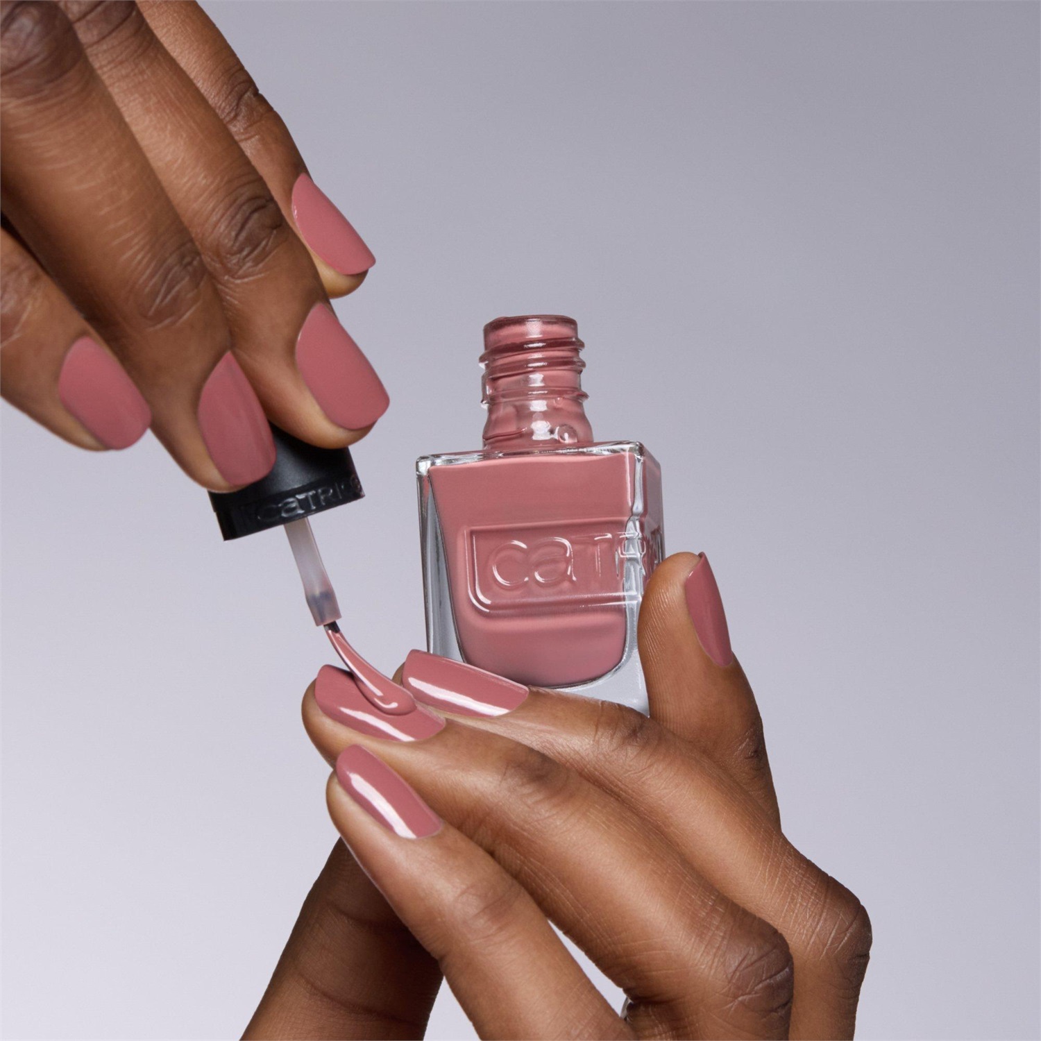 Catrice GEL AFFAIR Smalto per Unghie 10.5 ml - Effetto Gel, Colore 008 Rosywood Hills, Lunga Durata e Facile da Rimuovere