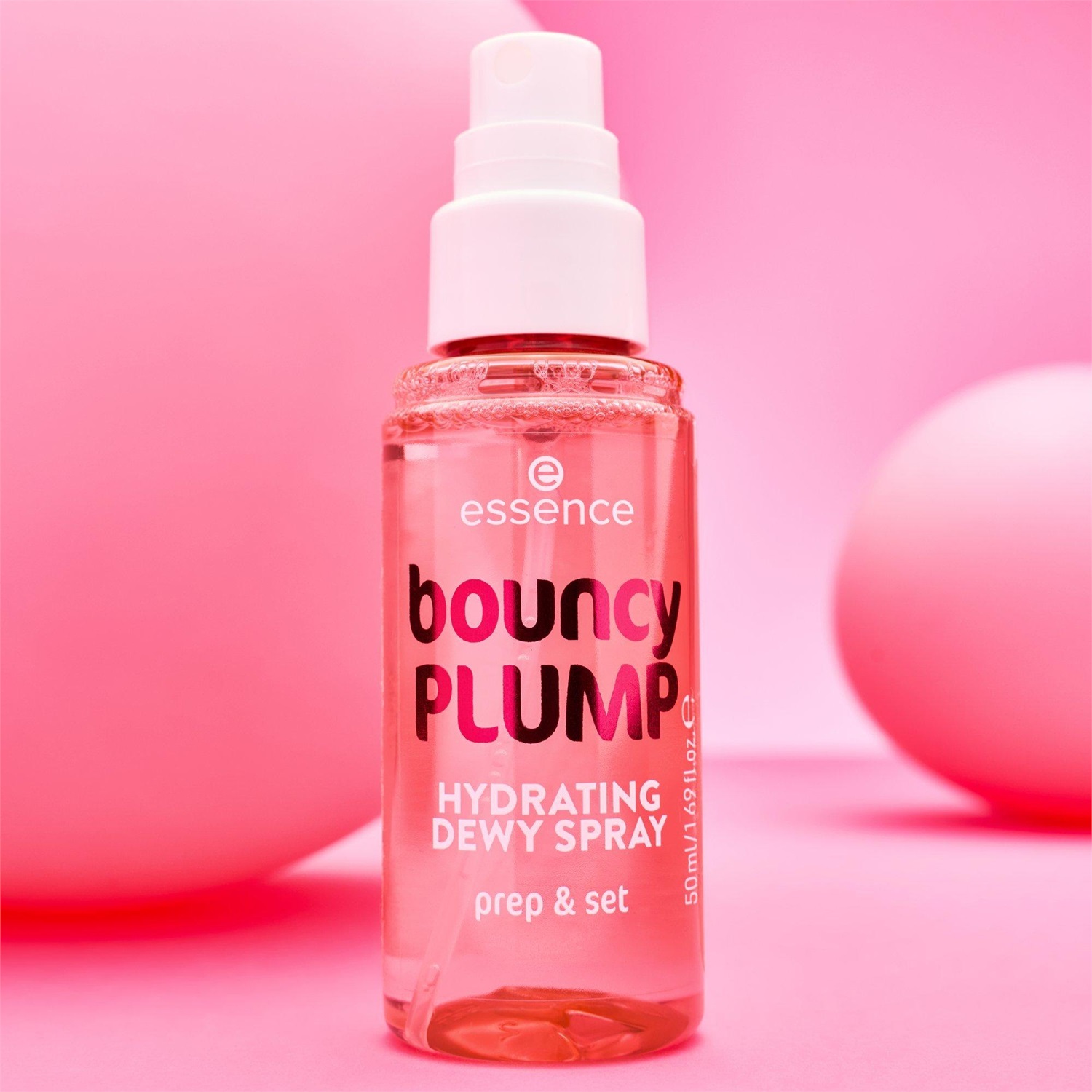 Essence Bouncy Plump Hydrating Dewy Spray 50 ml - Spray Fissante Idratante con Fragranza di Anguria