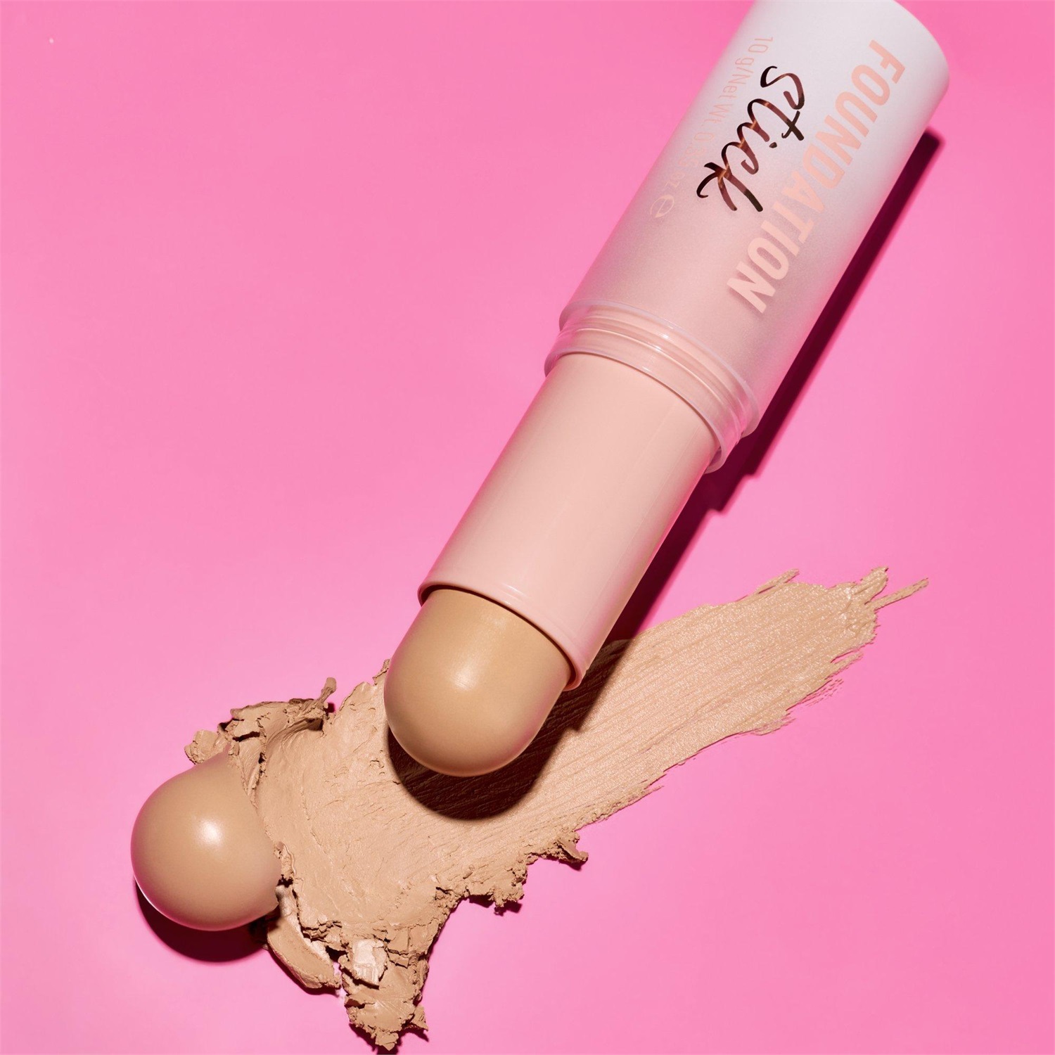 essence FOUNDATION Stick 10 g - Fondotinta cremosa per un incarnato naturale e levigato