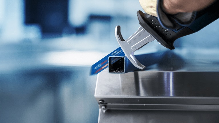 Bosch Professional S 922 EHM Lama per Sega Universale in Carburo 150 mm per Taglio di Lamierati e Acciaio Inox - Durata Eccezionale