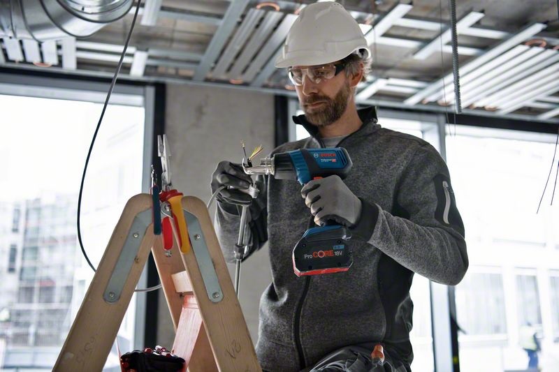Bosch GHG 18V-50 Professional - Termosoffiatore a batteria con 2 livelli di temperatura, riscaldamento rapido e luce a LED