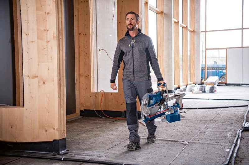 Bosch GCM 18V-254 D Professional - Troncatrice Radiale a Batteria Biturbo Brushless, Tagli fino a 90 x 305 mm, Inclusi Lama Circolare e Supporti