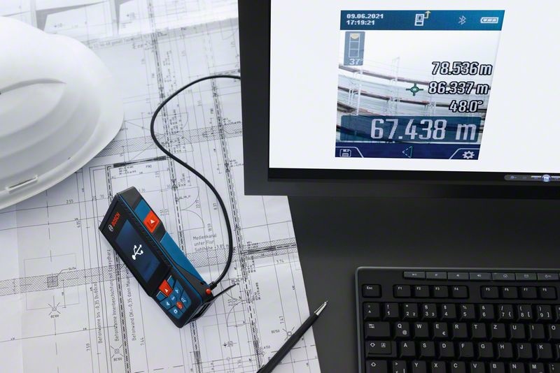 Bosch GLM 150-27 C Professional - Telemetro Laser con Fotocamera Integrata, Portata fino a 150 m, IP54, Precisione ± 1,5 mm, Batteria Integrata 3,6 V, Cinturino e Borsa Inclusi