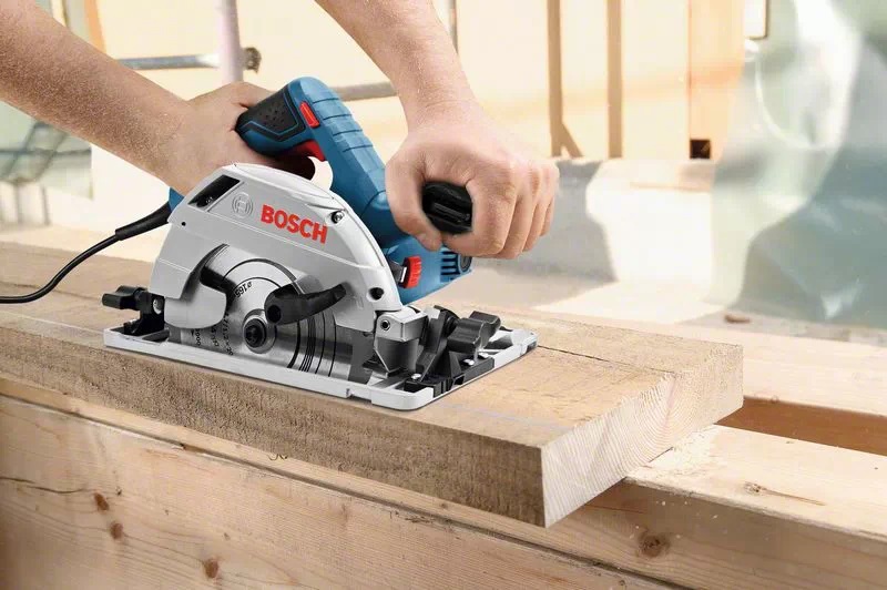 Bosch GKS 55 GCE Sega Circolare con FSN 1400 - 16,5 cm, Nero e Blu, 4700 Giri/min, 1350 W