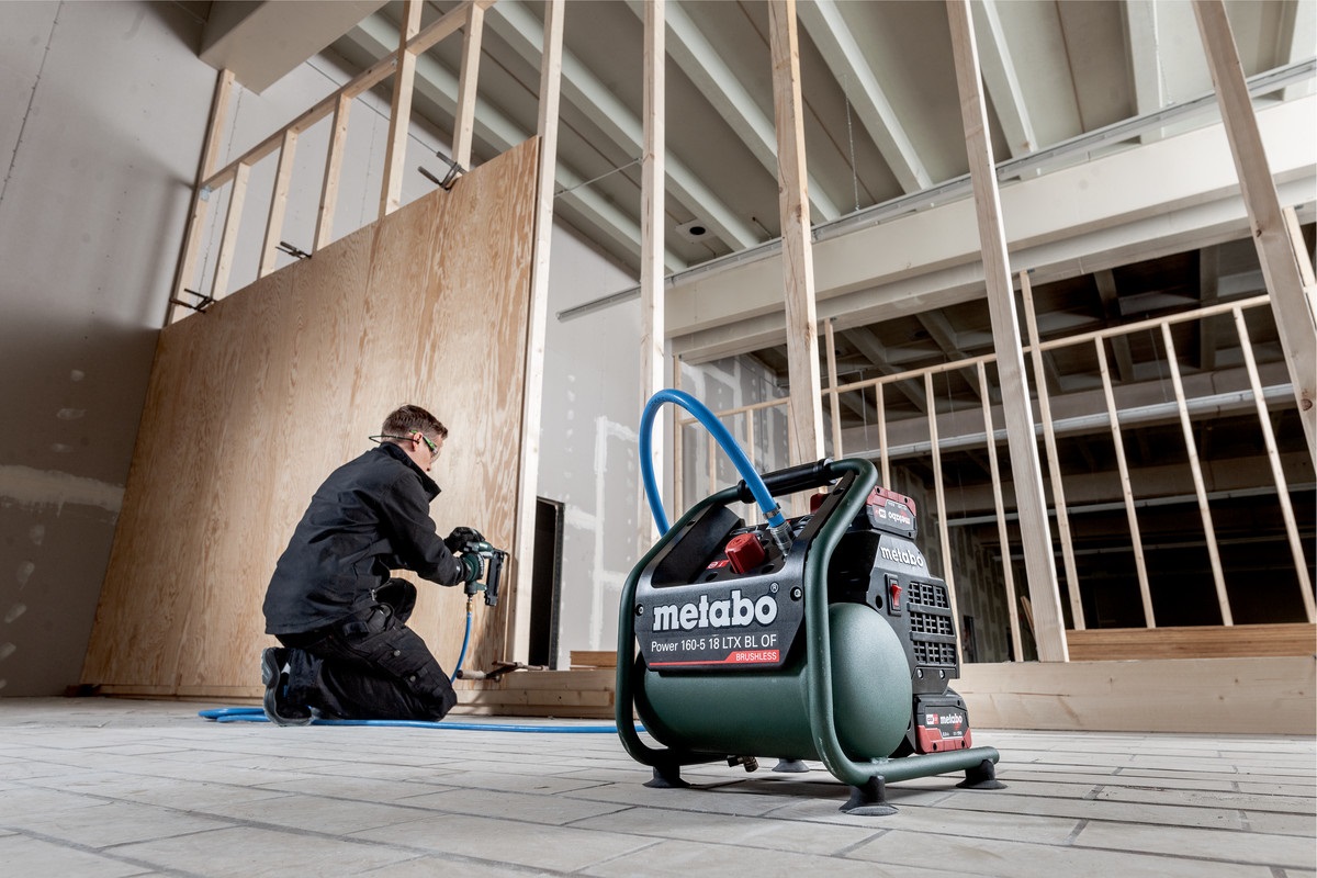 Metabo Compressore a Batteria Power 160-5 18 LTX BL OF - 5L, 8 Bar, Verde/Nero