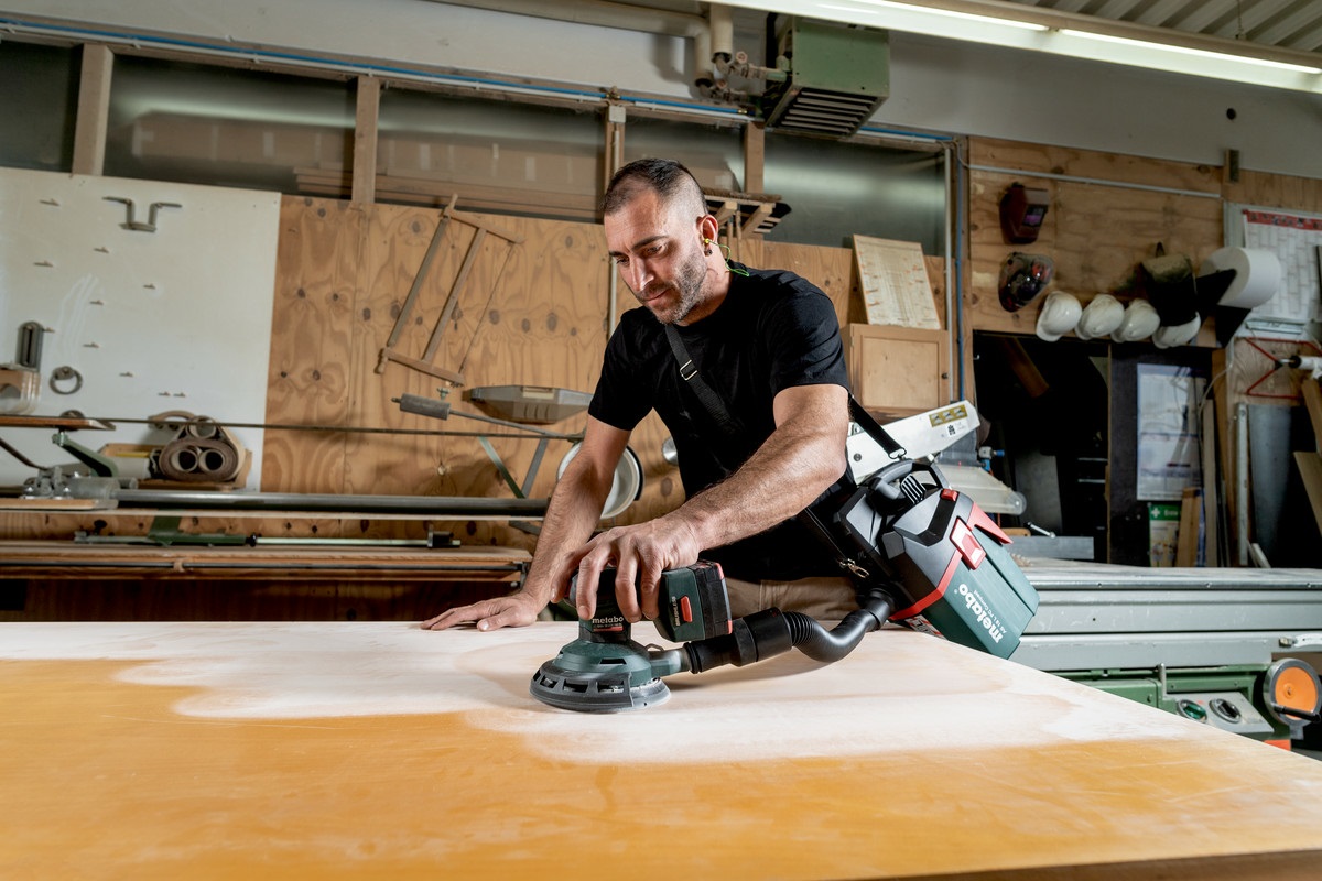 Metabo SXA 18 LTX 150 BL - Levigatrice Roto-Orbitale a Batteria con Diametro Platorello di 150 mm e 10000 Giri/min