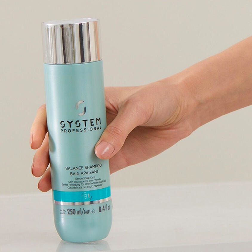 System Professional Balance Shampoo Lenitivo per Cute Sensibile 250 ml - Detersione Delicata e Idratante