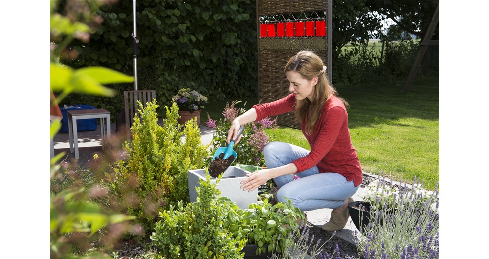 Gardena Trapiantatore Grande 8953-20 - Paletta Universale in Acciaio, Larghezza 12 cm, Ergonomica e Protetta da Corrosione