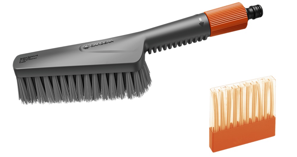 Gardena Set pulizia Cleansystem con spazzola manuale S soft per superfici delicate e regolazione del flusso d'acqua