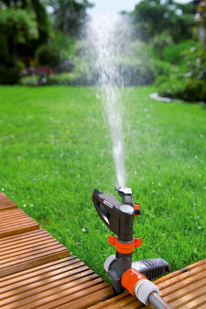 GARDENA Comfort 8141-20 Irrigatore a Impulso a Settori in Plastica Robusta con Regolazione Angolo da 25° a 360°