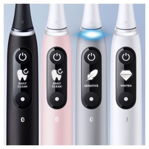 Oral-B iO 6 - Spazzolino Elettrico Ricaricabile Nero Lava con Manico Intelligente, Display Interattivo, 1 Testina e Custodia da Viaggio Premium