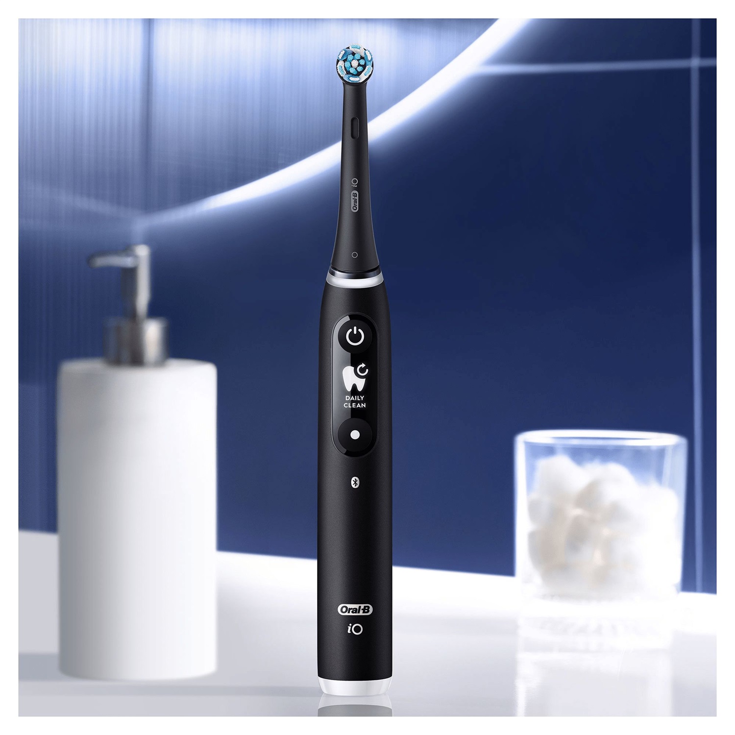 Oral-B iO Series 6 Spazzolino Elettrico Nero con 2 Testine di Ricambio e Custodia da Viaggio